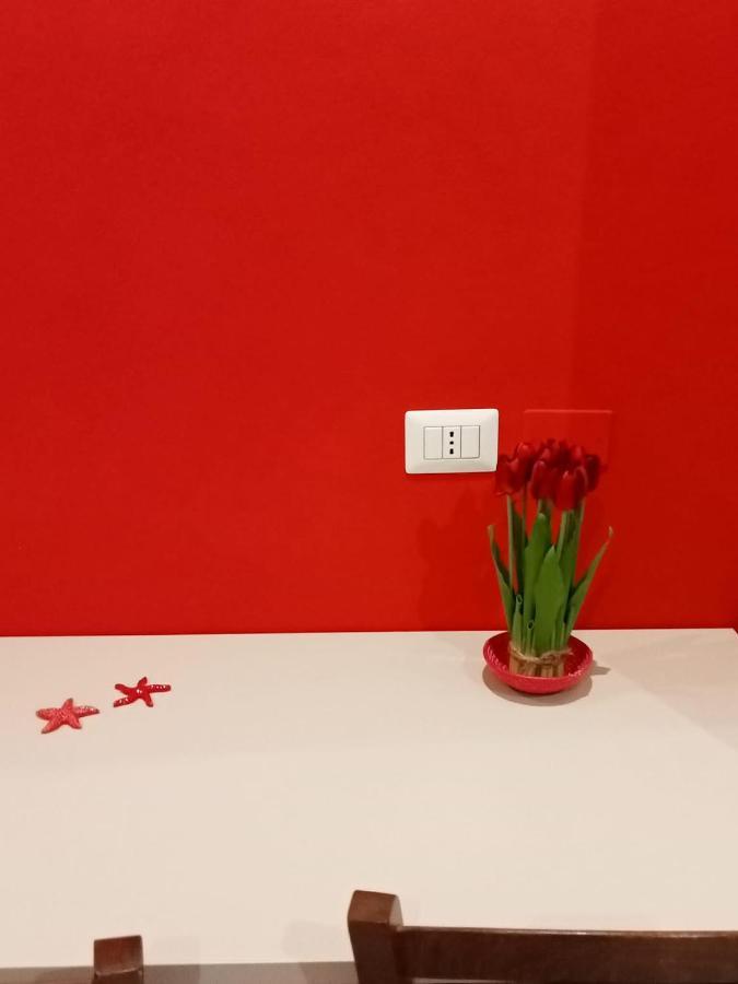 Lungomare Bed Rooms 圣玛丽亚纳瓦雷 外观 照片