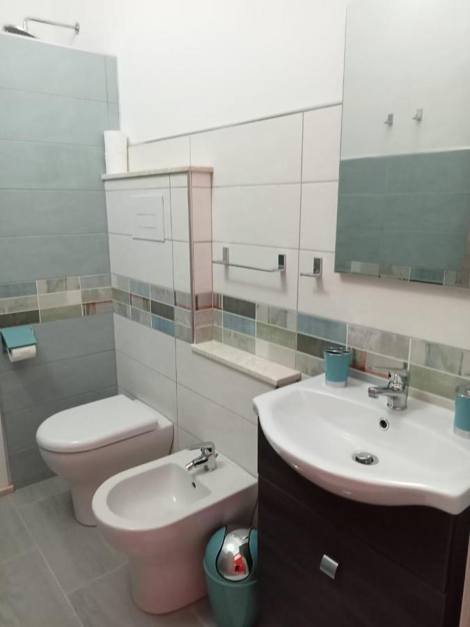 Lungomare Bed Rooms 圣玛丽亚纳瓦雷 外观 照片